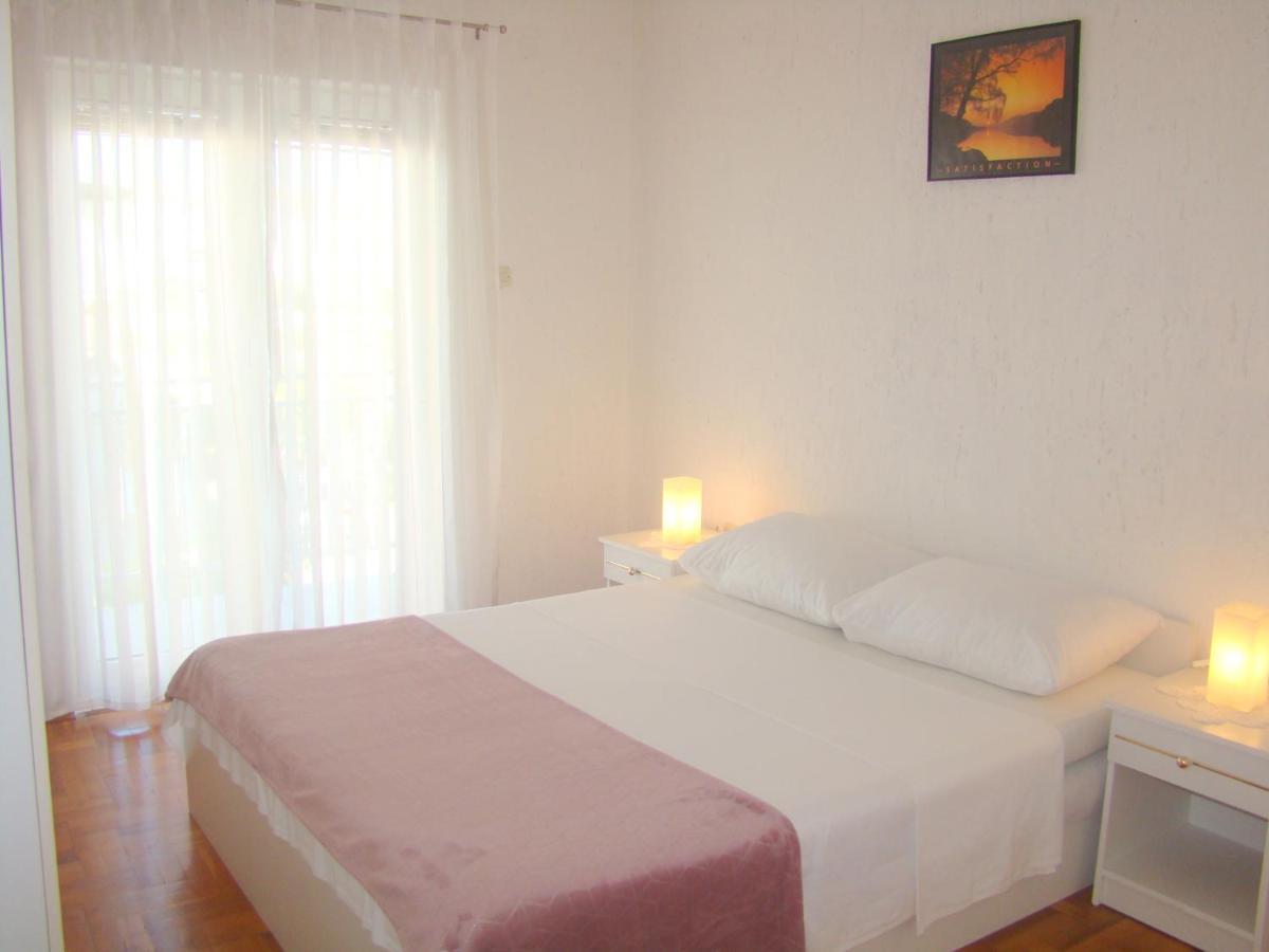 Apartments Ruza Vodice Eksteriør billede