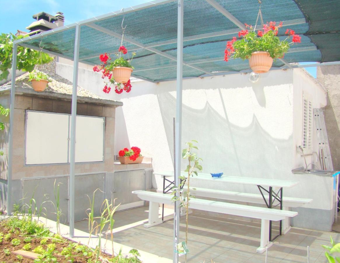 Apartments Ruza Vodice Eksteriør billede