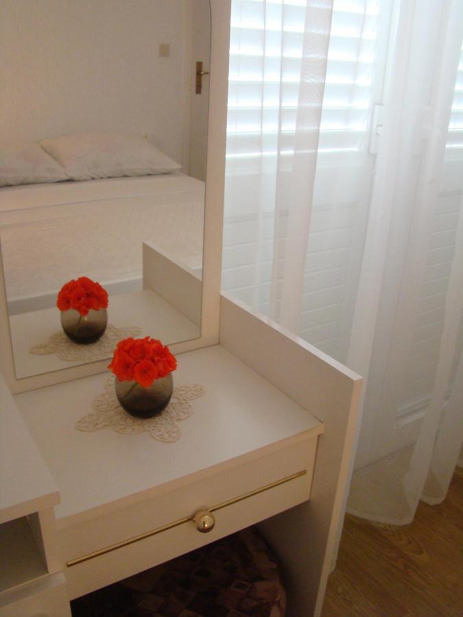 Apartments Ruza Vodice Eksteriør billede